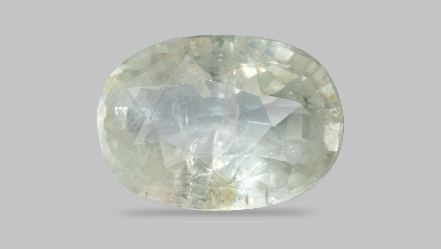 NATURAL YELLOW SAPPHIRE (PUKHRAJ) 6.71 CARATS