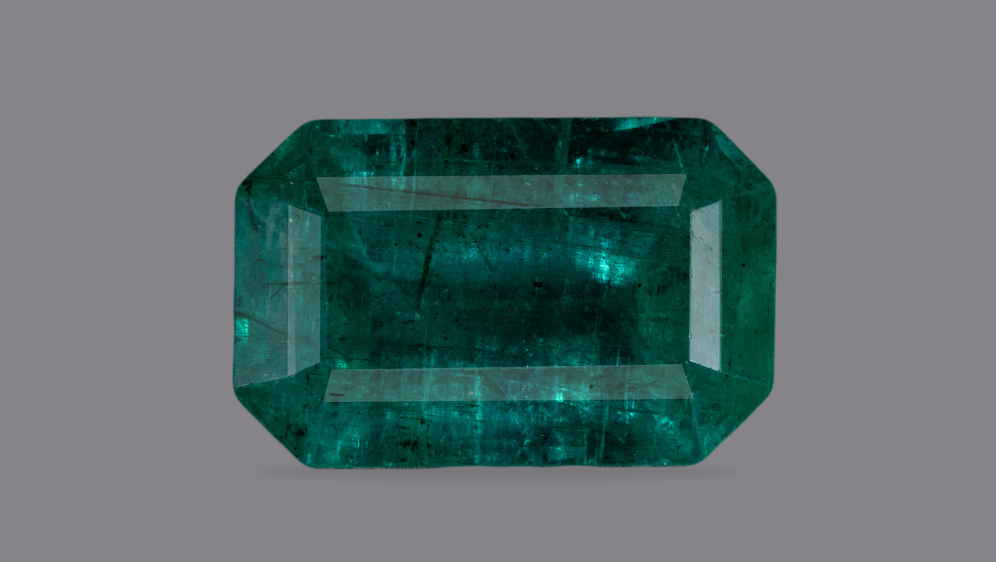 Natural Zambian Emerald (Panna) 3.88 Carats