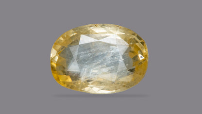Natural Yellow Sapphire (Pukhraj) 9.49 Carats