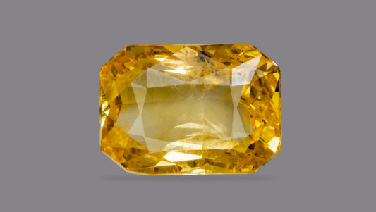 Natural Yellow Sapphire (Pukhraj) 5.16 Carats