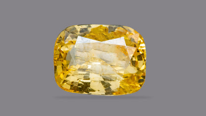Natural Yellow Sapphire (Pukhraj) 4.98 Carats