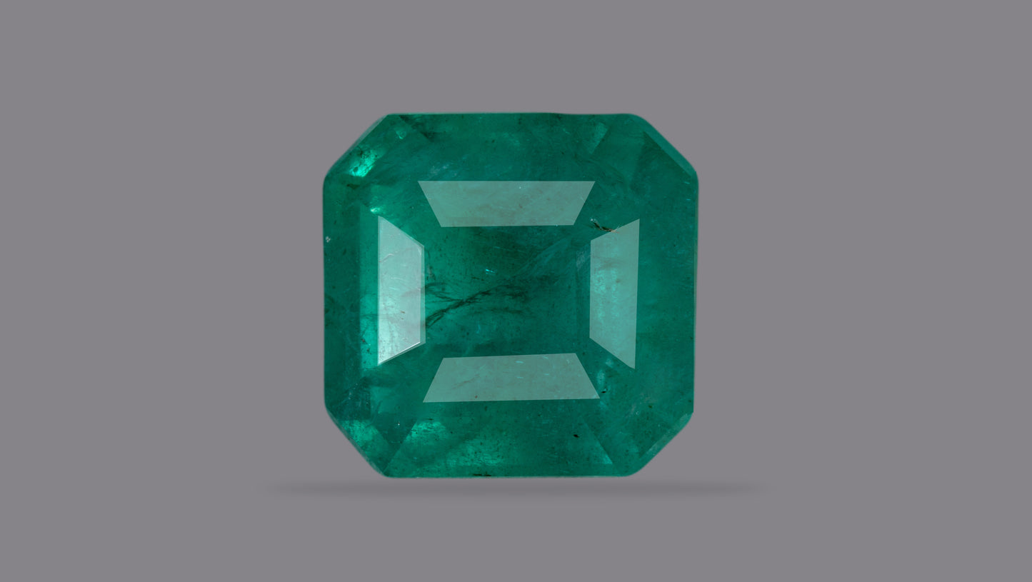 Natural Zambian Emerald (Panna) 5.88 Carats