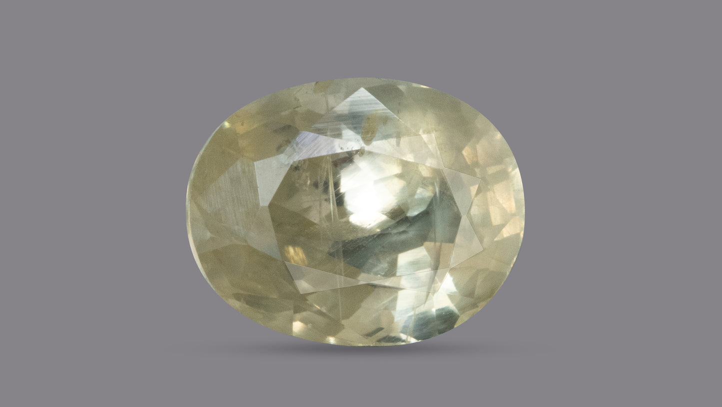 NATURAL YELLOW SAPPHIRE (PUKHRAJ) 4.60 CARATS