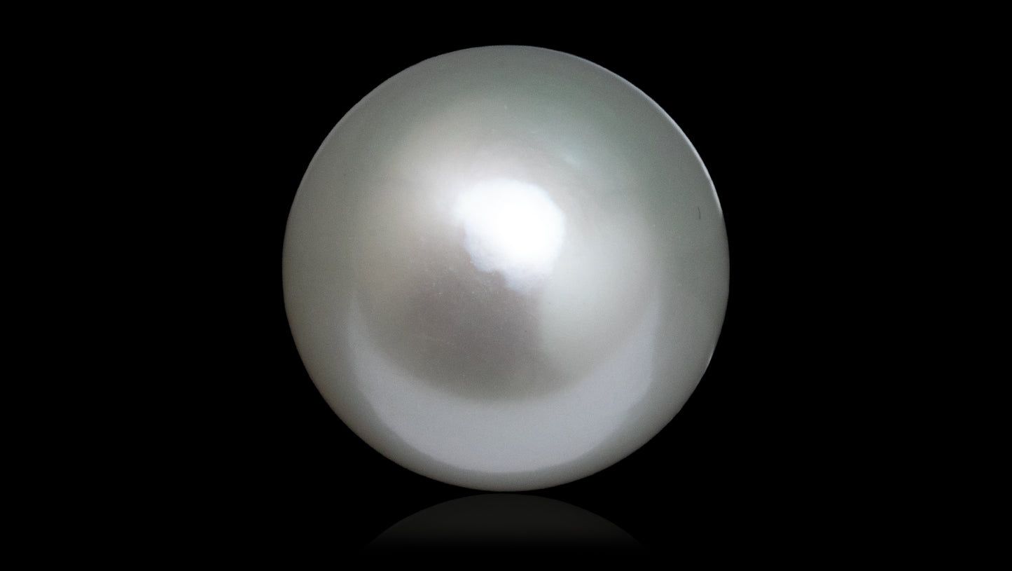 SOUTH SEA PEARL 8.98 CARATS