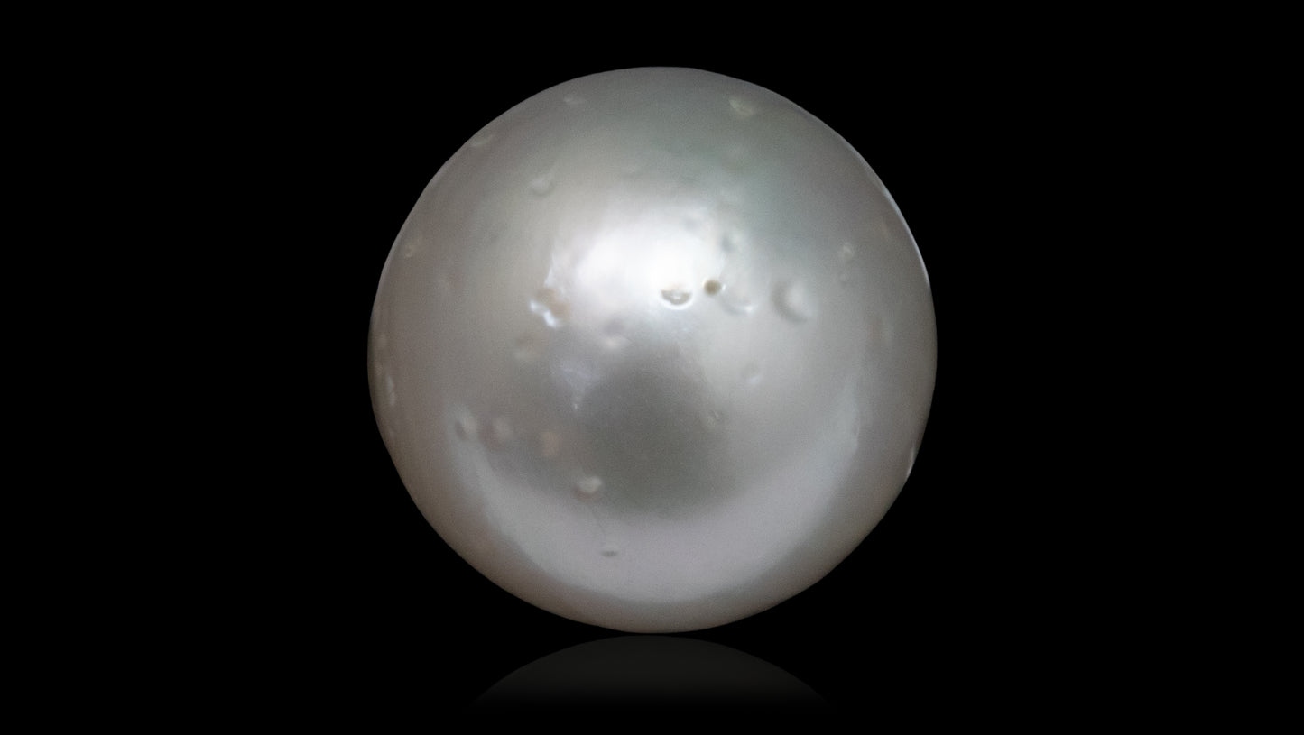 South Sea Pearl 7.86 Carats