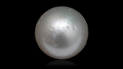 South Sea Pearl 7.86 Carats