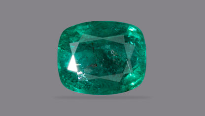 Natural Zambian Emerald (Panna) 3.92 Carats