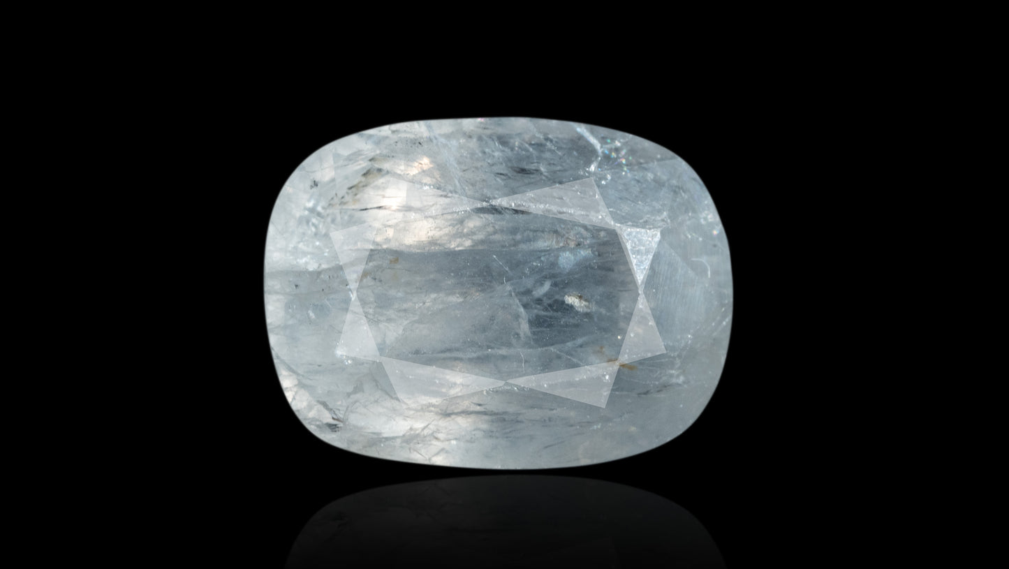 NATURAL WHITE SAPPHIRE 8.32 CARATS
