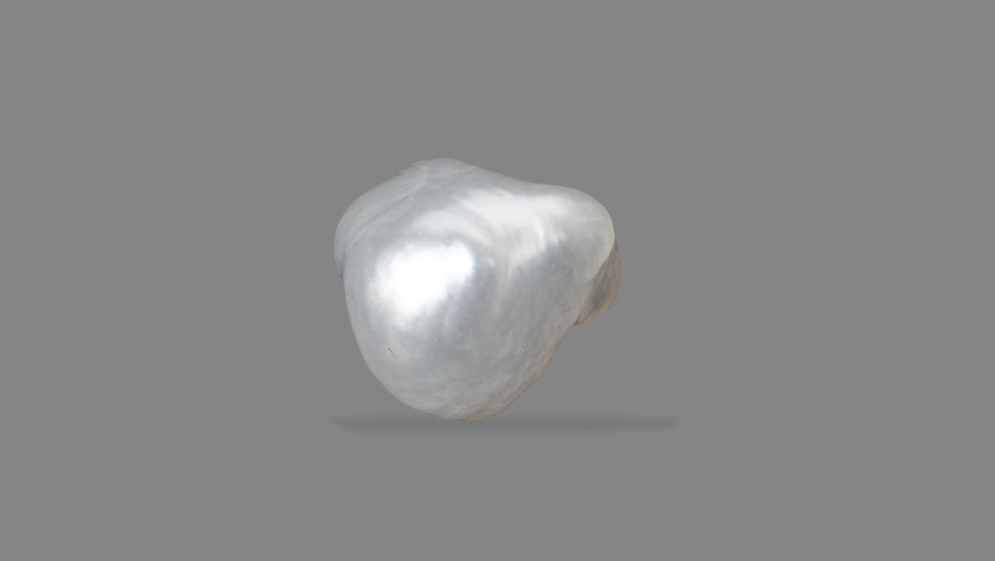 Natural Venezuela Pearl 6.92 Carats