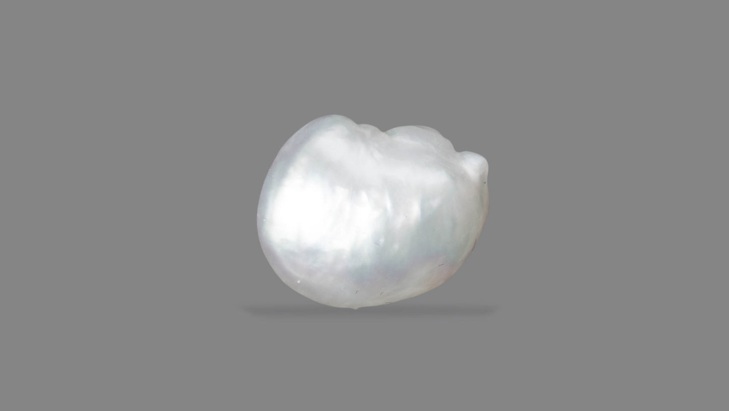 Natural Venezuela Pearl 8.29 Carats