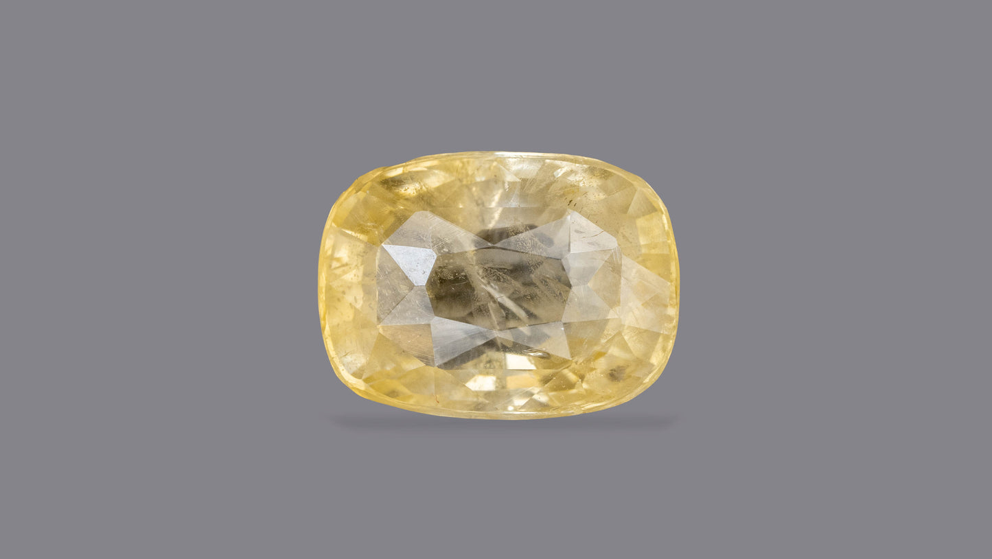 Natural Yellow Sapphire (Pukhraj) 7.04 Carats