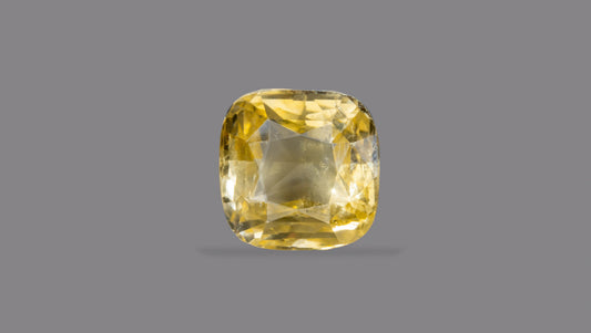 Natural Yellow Sapphire (Pukhraj) 6.66 Carats
