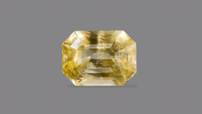 Natural Yellow Sapphire (Pukhraj) 5.48 Carats