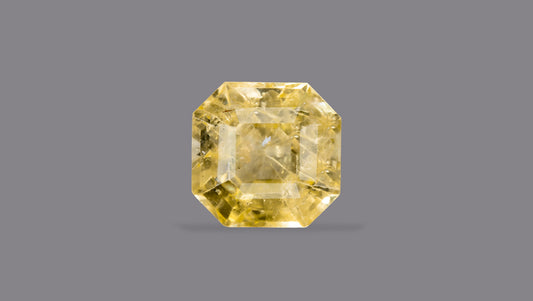 Natural Yellow Sapphire (Pukhraj) 4.98 Carats