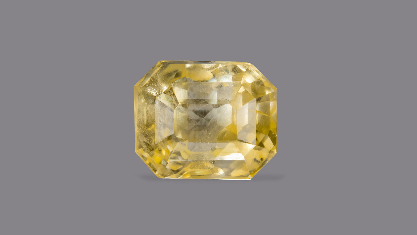 Natural Yellow Sapphire (Pukhraj) 6.58 Carats