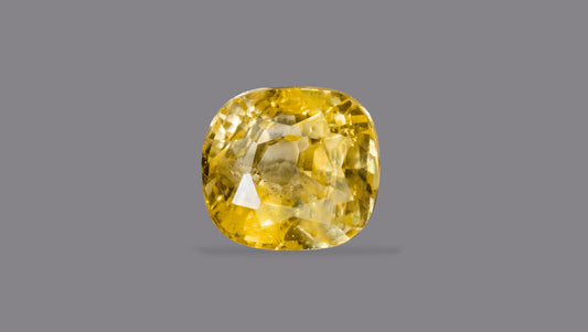 Natural Yellow Sapphire (Pukhraj) 4.11 Carats