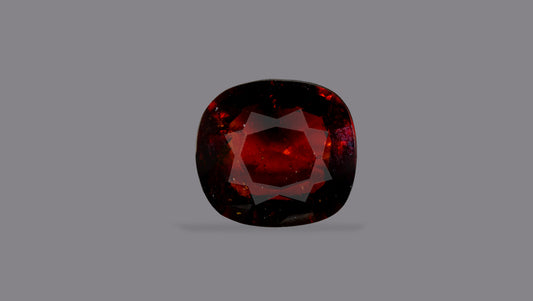 NATURAL HESSONITE (GOMED) 6.44 CARATS