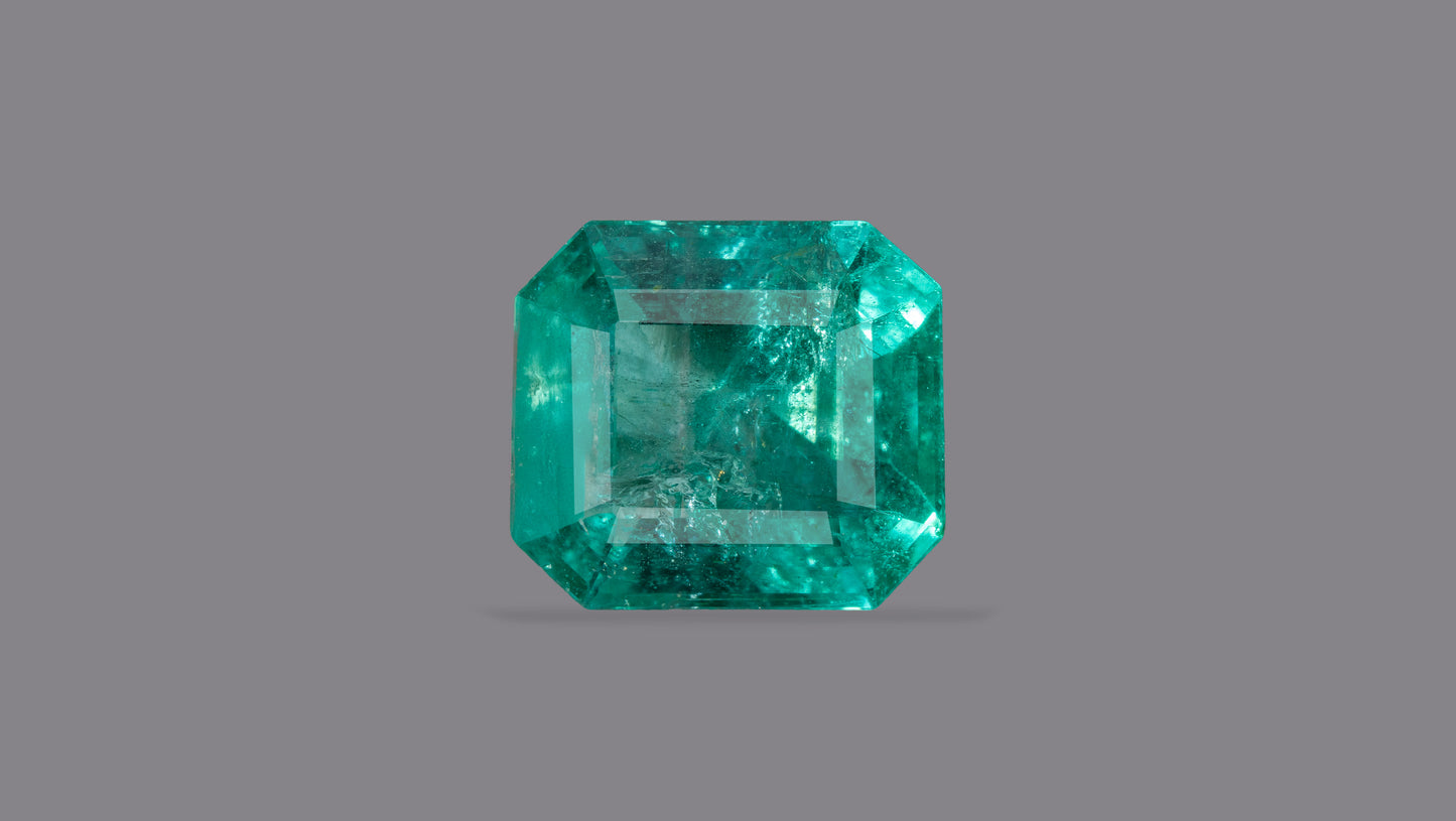 Natural Zambian Emerald (Panna) 4.00 Carats