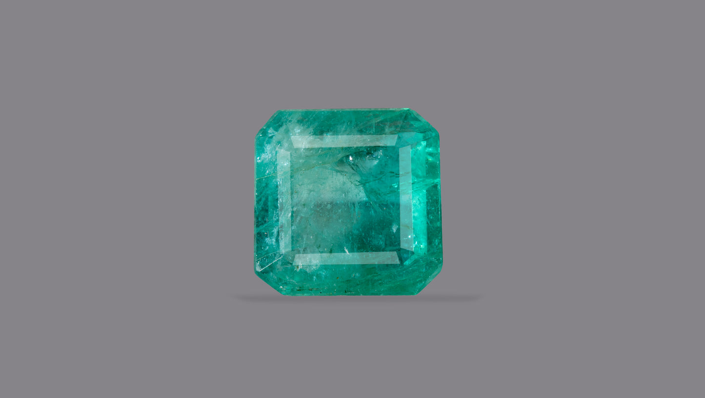 Natural Zambian Emerald (Panna) 6.80 Carats