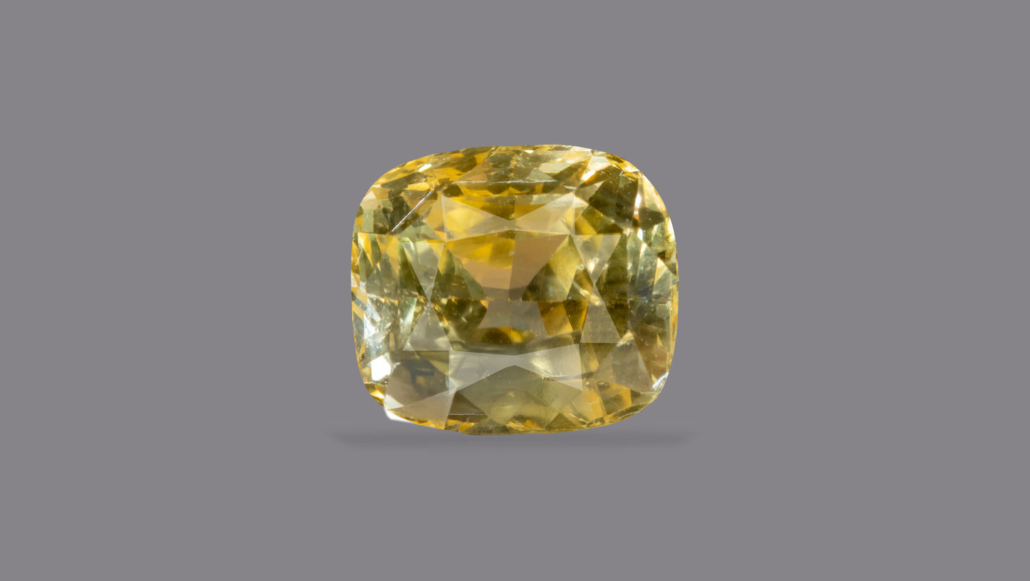 Natural Yellow Sapphire (Pukhraj) 5.26 Carats