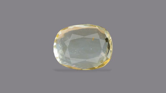 Natural Yellow Sapphire (Pukhraj) 2.87 Carats