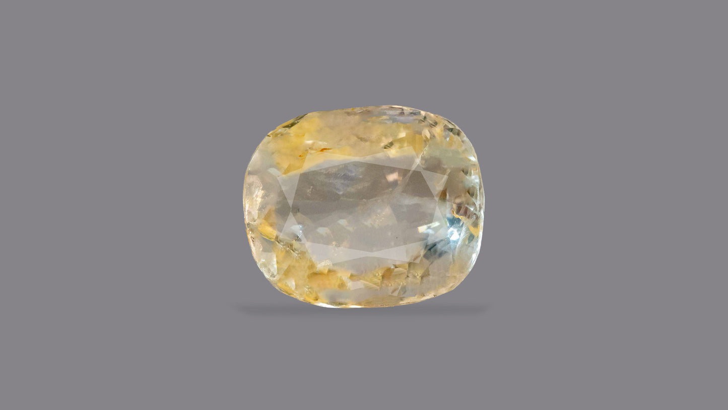 Natural Yellow Sapphire (Pukhraj) 4.76 Carats