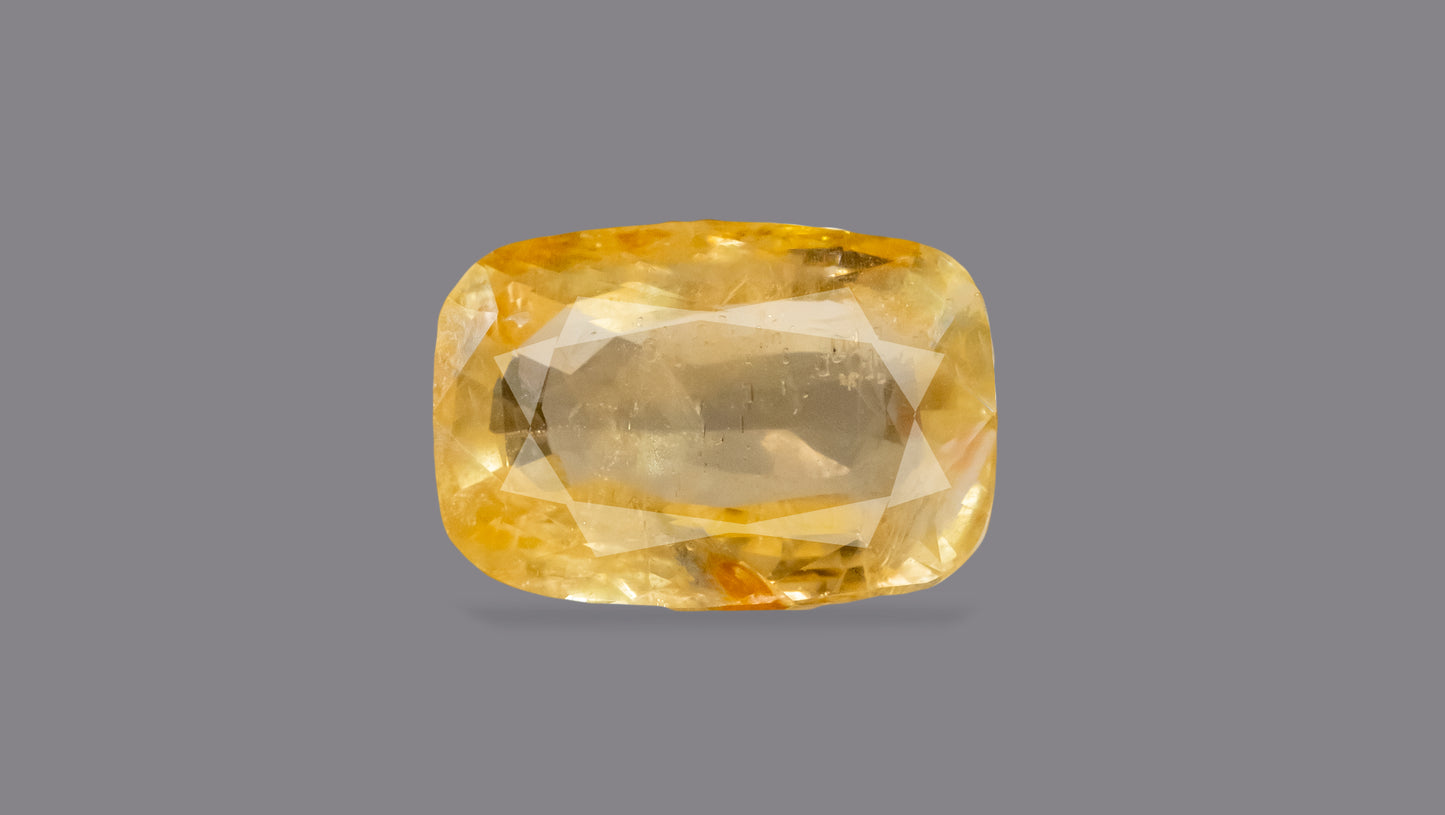 Natural Yellow Sapphire (Pukhraj) 4.93  Carats