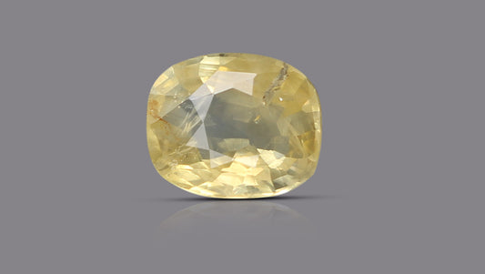 Natural Yellow Sapphire (Pukhraj) 4.91 Carats