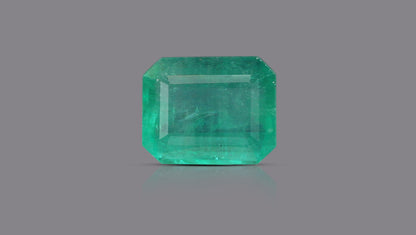 Natural Zambian Emerald (Panna) 5.76 Carats