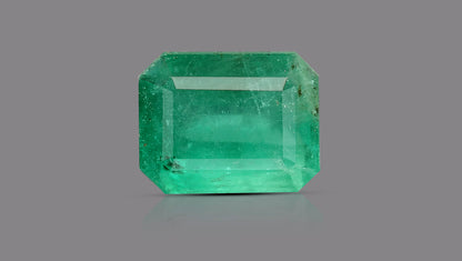 Natural Zambian Emerald (Panna) 4.84 Carats