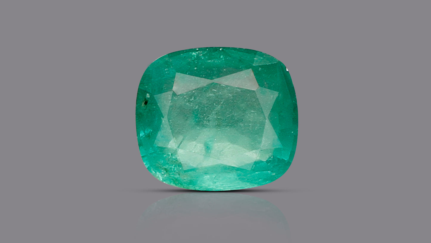 Natural Zambian Emerald (Panna) 3.92 Carats