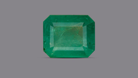 Natural Zambian Emerald (Panna) 5.81 Carats