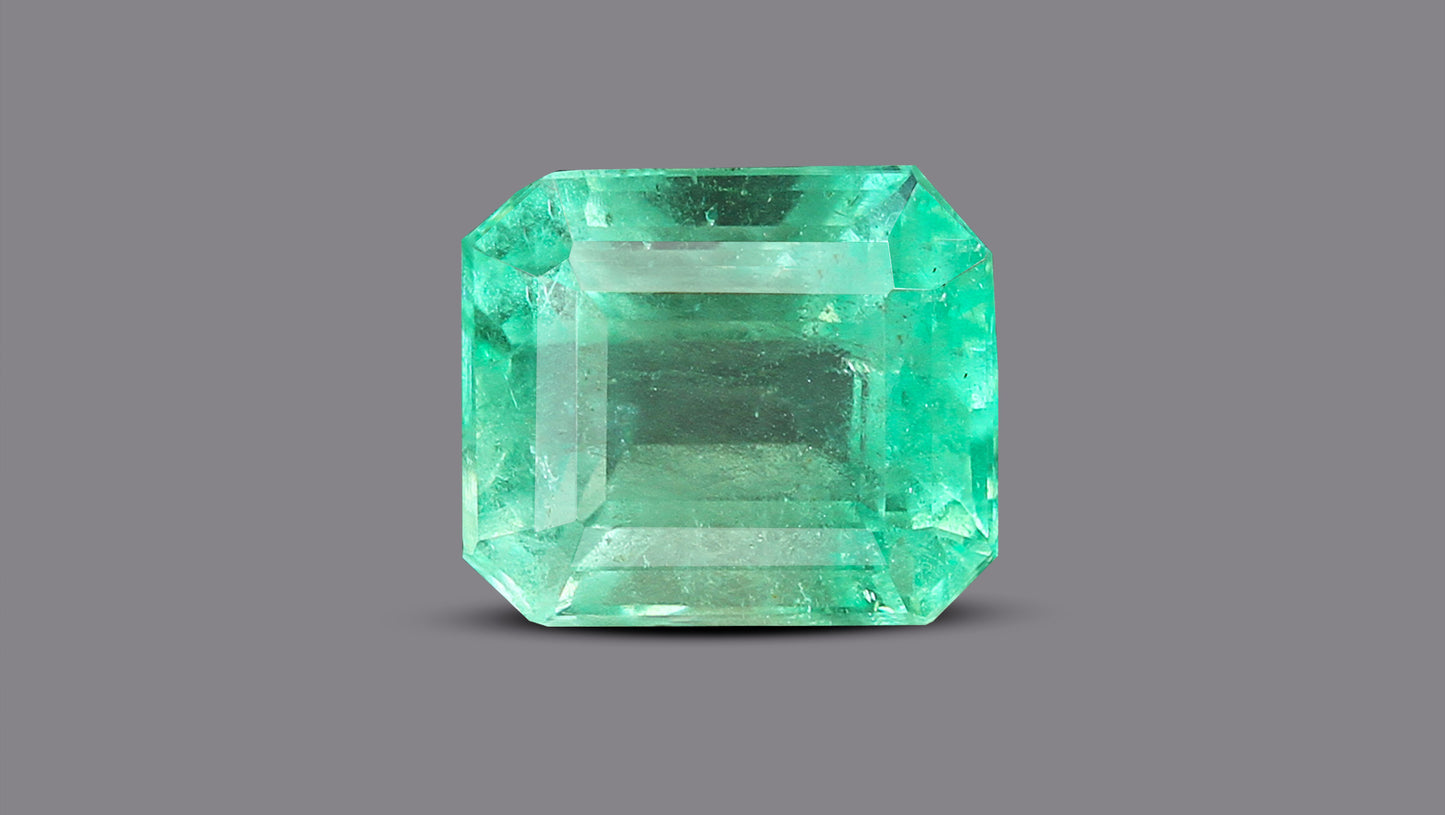 Natural Columbian Emerald (Panna) 4.76 Carats
