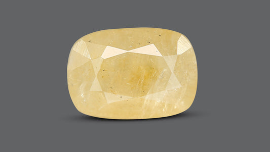 Natural Yellow Sapphire (Pukhraj) 6.73 Carats