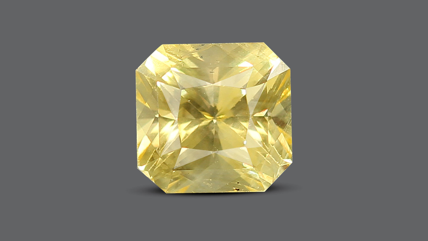 Natural Yellow Sapphire (Pukhraj) 2.06 Carats