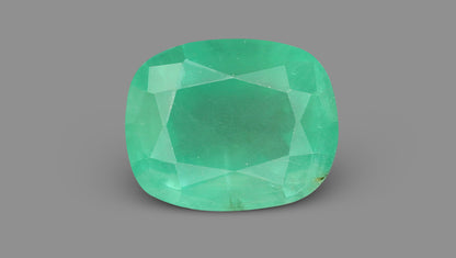Natural Zambian Emerald (Panna) 4.09 Carats