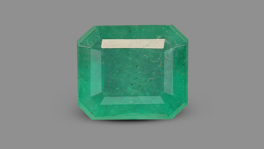 Natural Zambian Emerald (Panna) 5.63 Carats