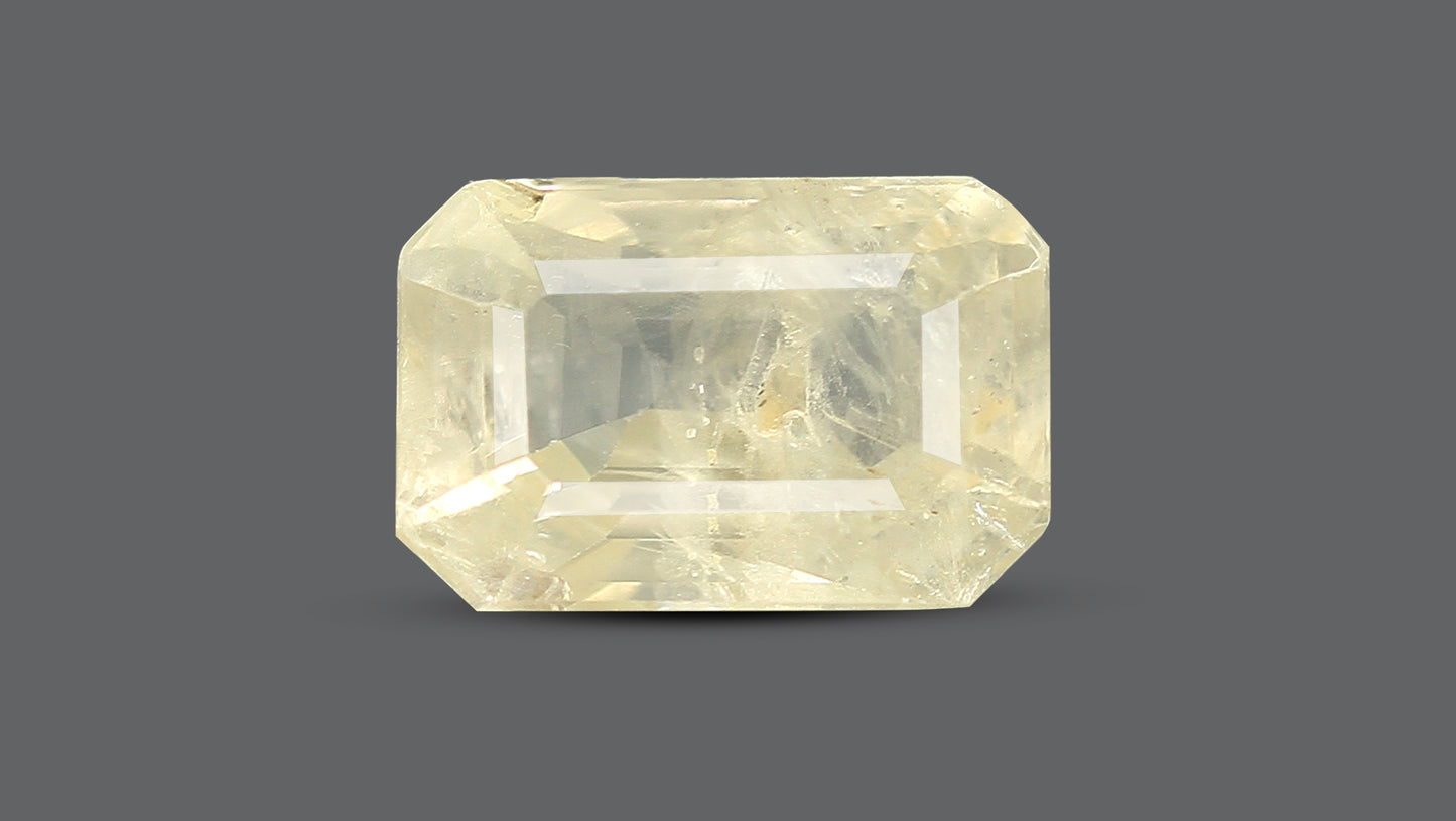 Natural Yellow Sapphire (Pukhraj) 4.27 Carats