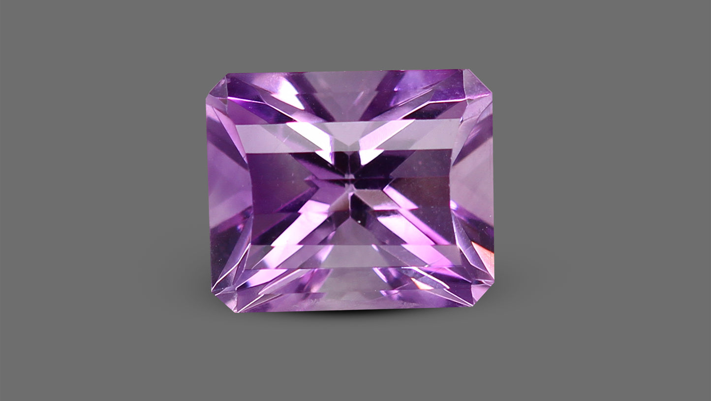NATURAL AMETHYST 7.62 CARATS