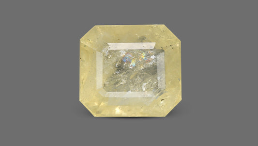 Natural Yellow Sapphire (Pukhraj) 7.75 Carats