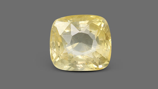 Natural Yellow Sapphire (Pukhraj) 7.54 Carats