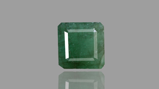 Minor Oil Natural Zambian Emerald (Panna) 15.45 Carats