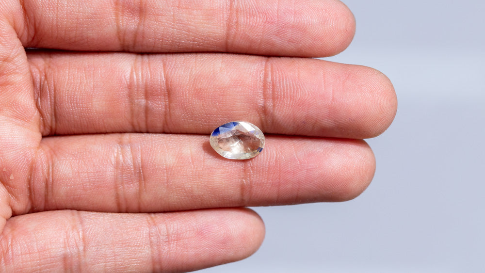 Natural Pitambari 4.71 Carats