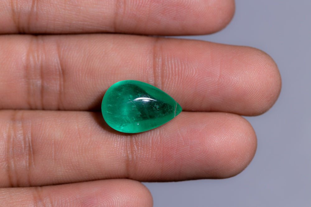 Minor Oil Natural Columbian Emerald (Panna) 11.64 Carats