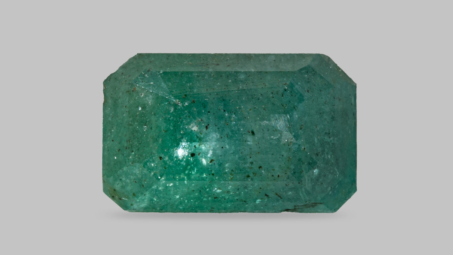 Natural Zambian Emerald (Panna) 3.76 Carats
