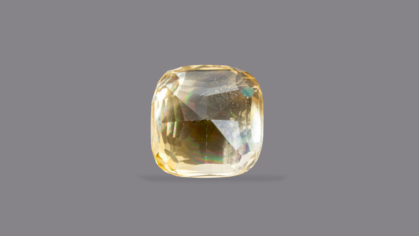Natural Yellow Sapphire (Pukhraj) 6.66 Carats