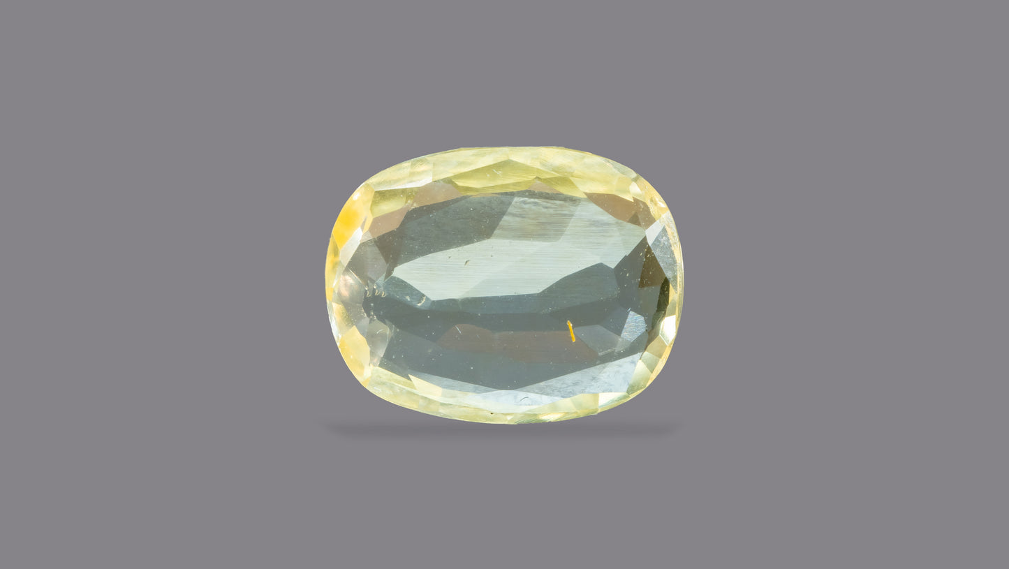 Natural Yellow Sapphire (Pukhraj) 2.87 Carats