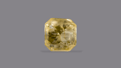 Natural Yellow Sapphire (Pukhraj) 5.59 Carats