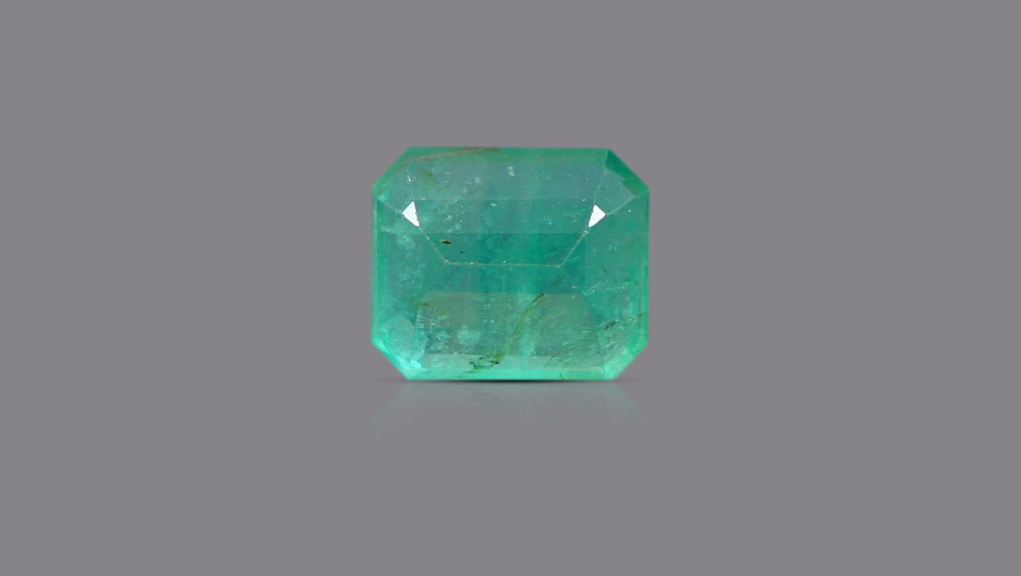 Natural Zambian Emerald (Panna) 5.88 Carats