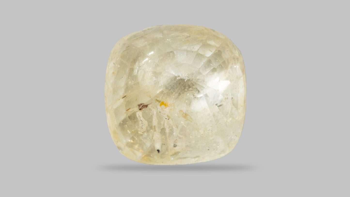 NATURAL YELLOW SAPPHIRE (PUKHRAJ) 3.48 CARATS